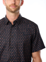 Load image into Gallery viewer, MEN&#39;S CASUAL SHORT SLEEVE STRETCH SHIRT