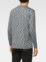 Load image into Gallery viewer, MEN&#39;S CREW NECK LONG SLEEVE T-SHIRT