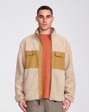 Load image into Gallery viewer, TUNDRA FLEECE JACKET - FATIGUE
