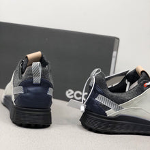 Load image into Gallery viewer, Professional Golf Shoes Spikless Men Comfortable Walking Shoes for Golfers Outdoor Anti Slip Golf Sneakers Mens Footwears